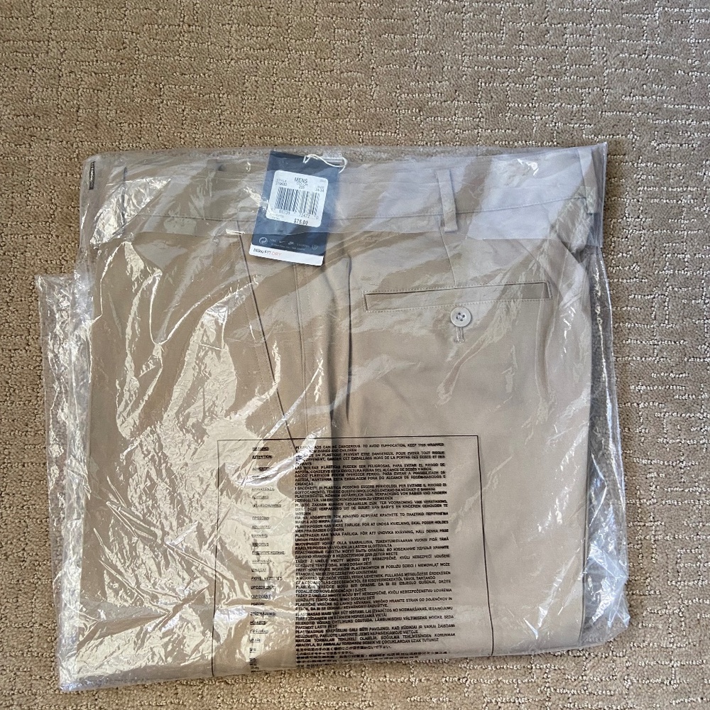 Nike Mens Dri Fit Tech Golf Pants- 34 x 34, brand new